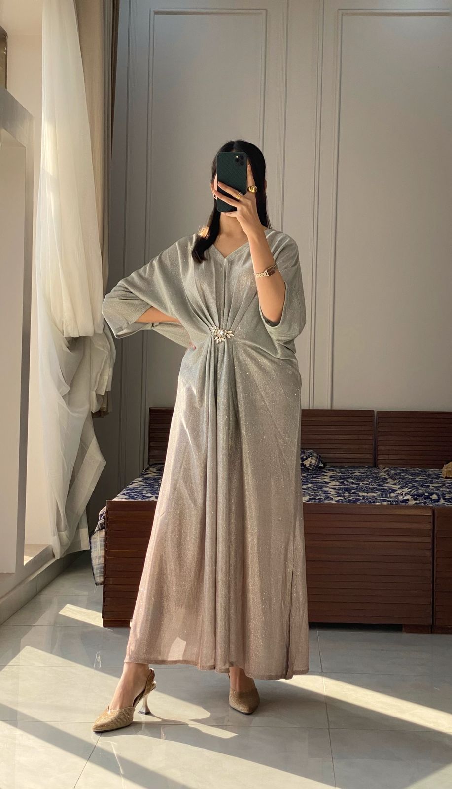 Gray-Brown Moonlight Shimmer