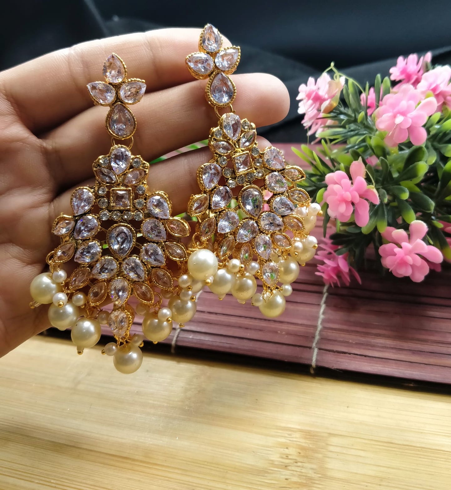 EARRINGS 001