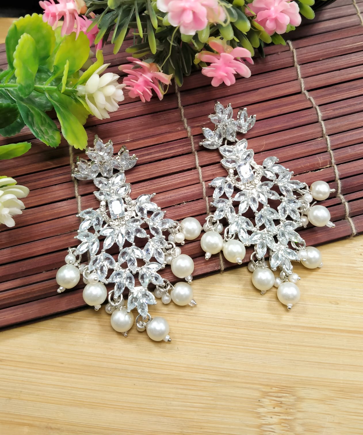 EARRINGS 002
