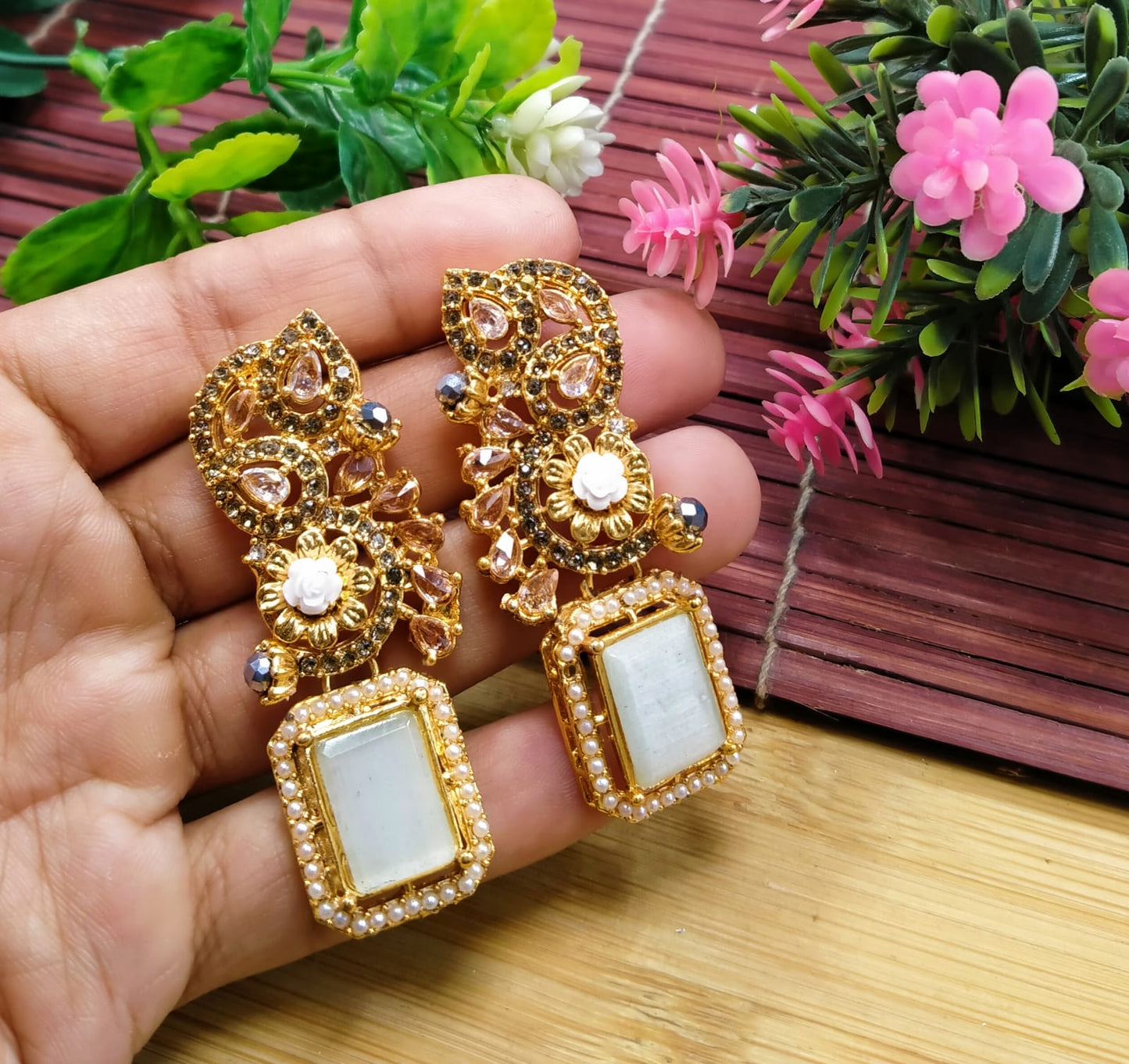 EARRINGS 004
