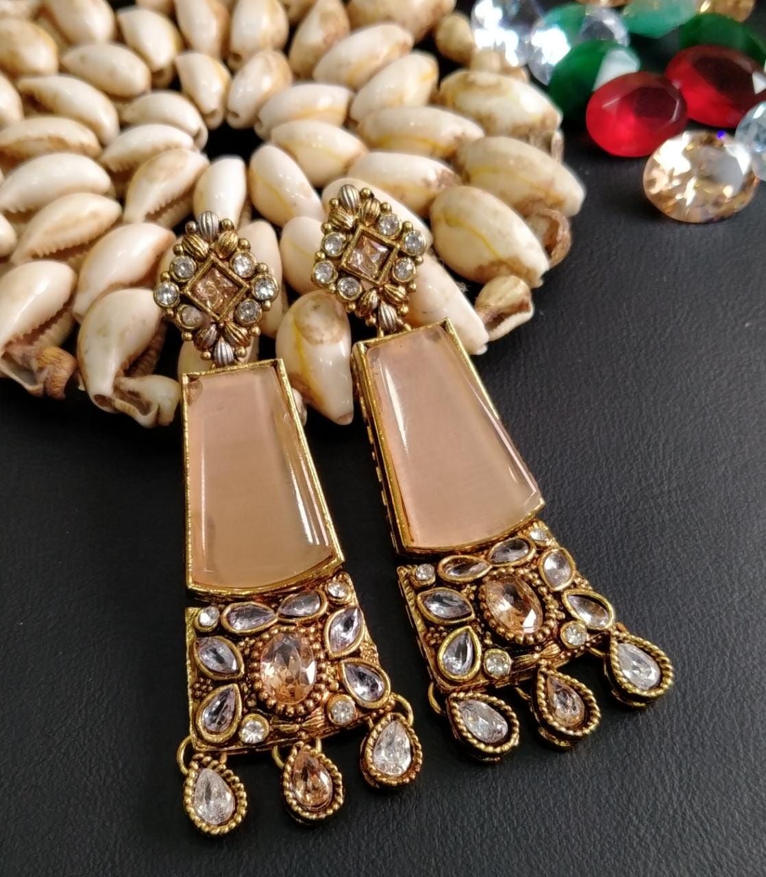 EARRINGS 006