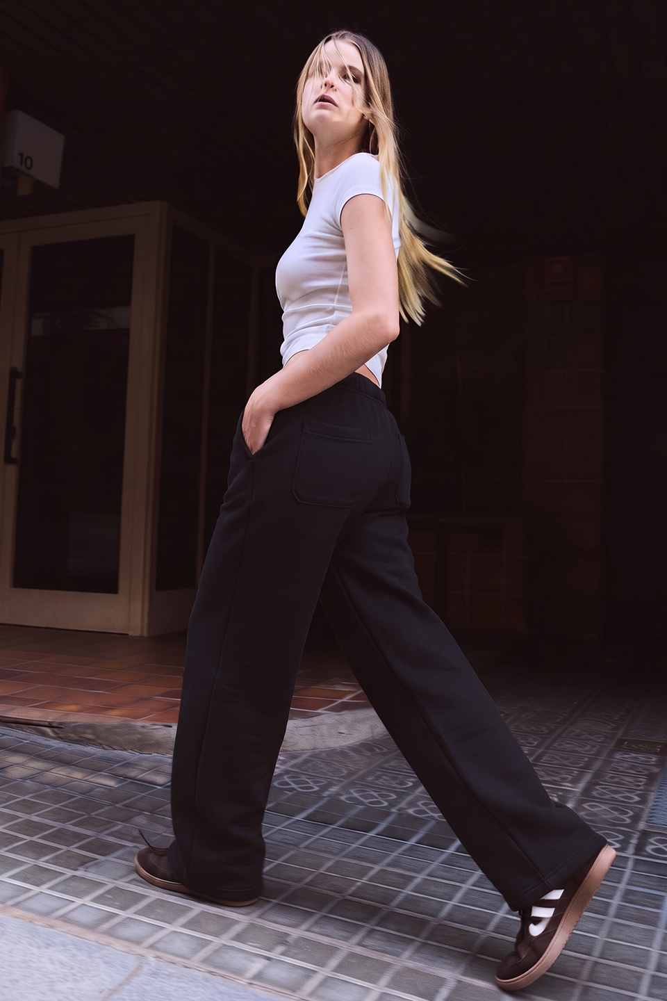 Wide Pull-On Trouser | Black