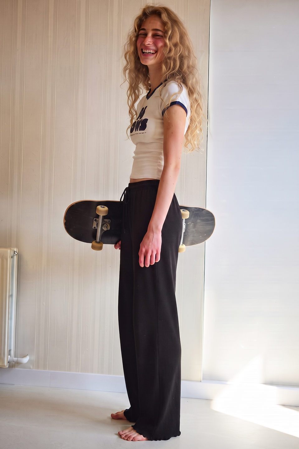 Women Wide-leg Trouser With Scalloped Edge - Black