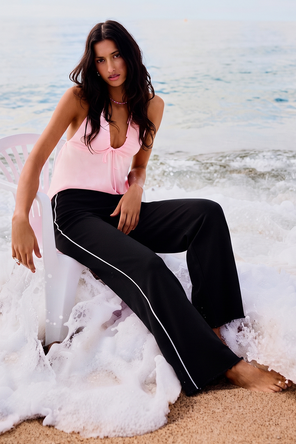 Women Wide-leg Plush Trouser With Trim Detail - Black
